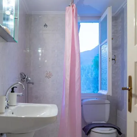 아파트 Voula's House