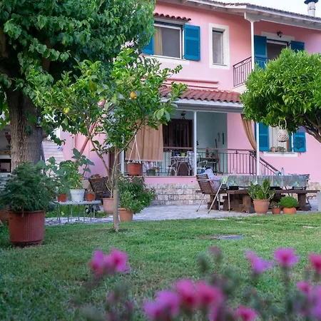 Apartmán Voula's House *