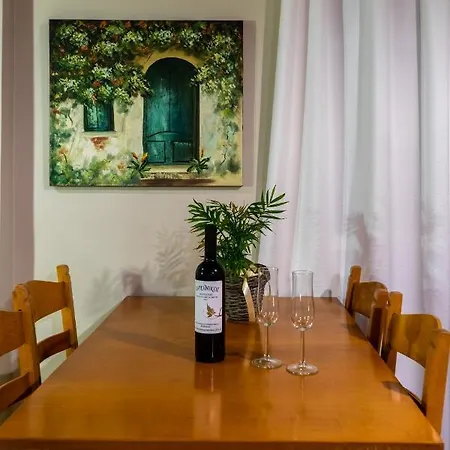 Apartamento Voula's House *